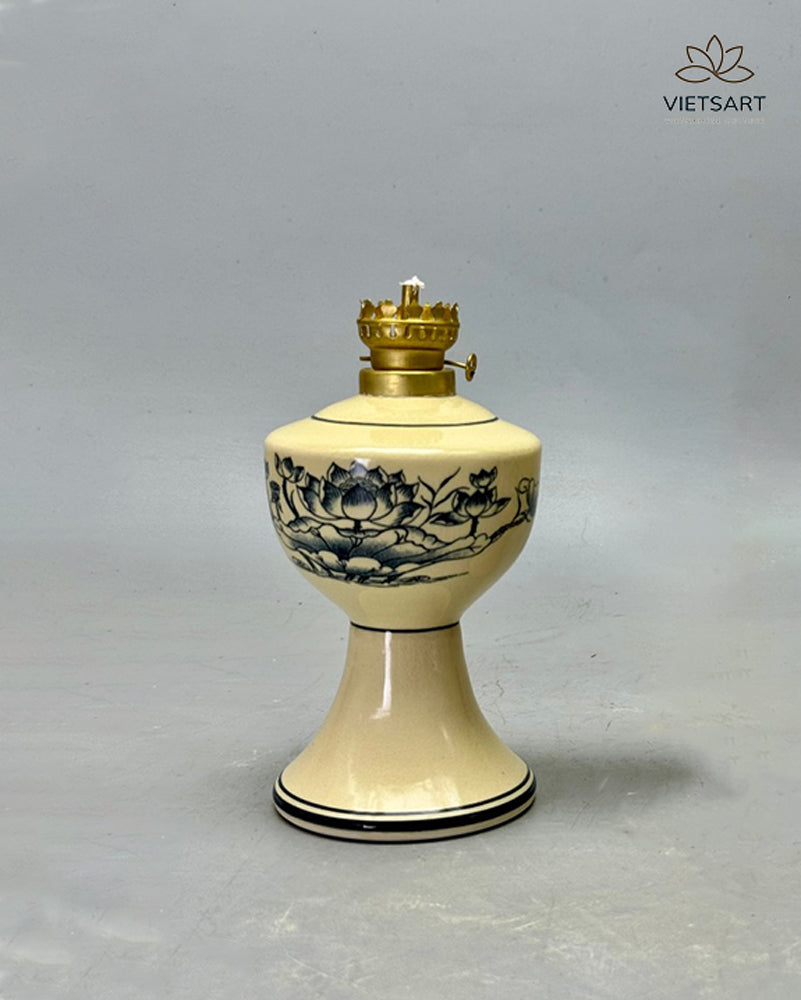 Chu Đậu decoration porcelain oil lamp