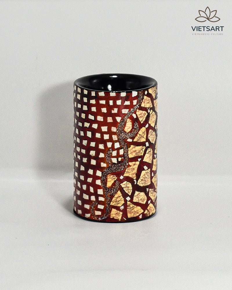 Lacquered wooden eggshell mosaic pen holder