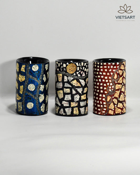 Lacquered wooden eggshell mosaic pen holder